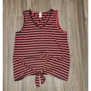 Lilypad Front Knotted Top